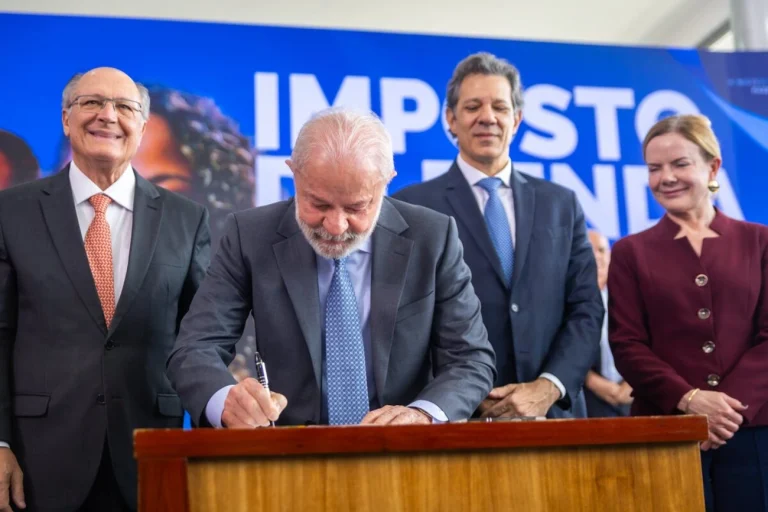 Na TV, Lula dirá que isenção do IR injetará R$ 28 bilhões na economia