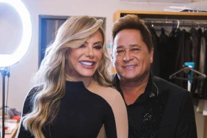 Leonardo confessa o impacto da idade na vida íntima ao lado de Poliana