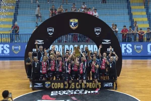 Joinville conquista título da Copa dos Campeões de Futsal hoje com goleada de 5 a 1