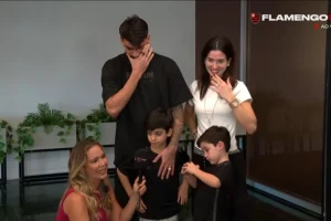 Lucas Paquetá Chora em Voltar ao Flamengo - Entrevista Emocionante