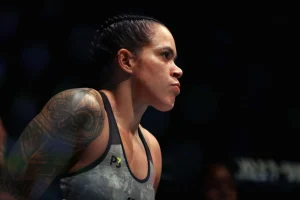 UFC: Norma Dumont oferece desafio a Amanda Nunes após saída de Kayla Harrison