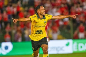 Ypiranga vira jogo e vence Inter 2 a 1 no Campeonato Gaúcho hoje