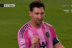 Messi Faz 2 Gols Incríveis e Provoca Rivais, Pede Autógrafo Agora Veja Vídeo